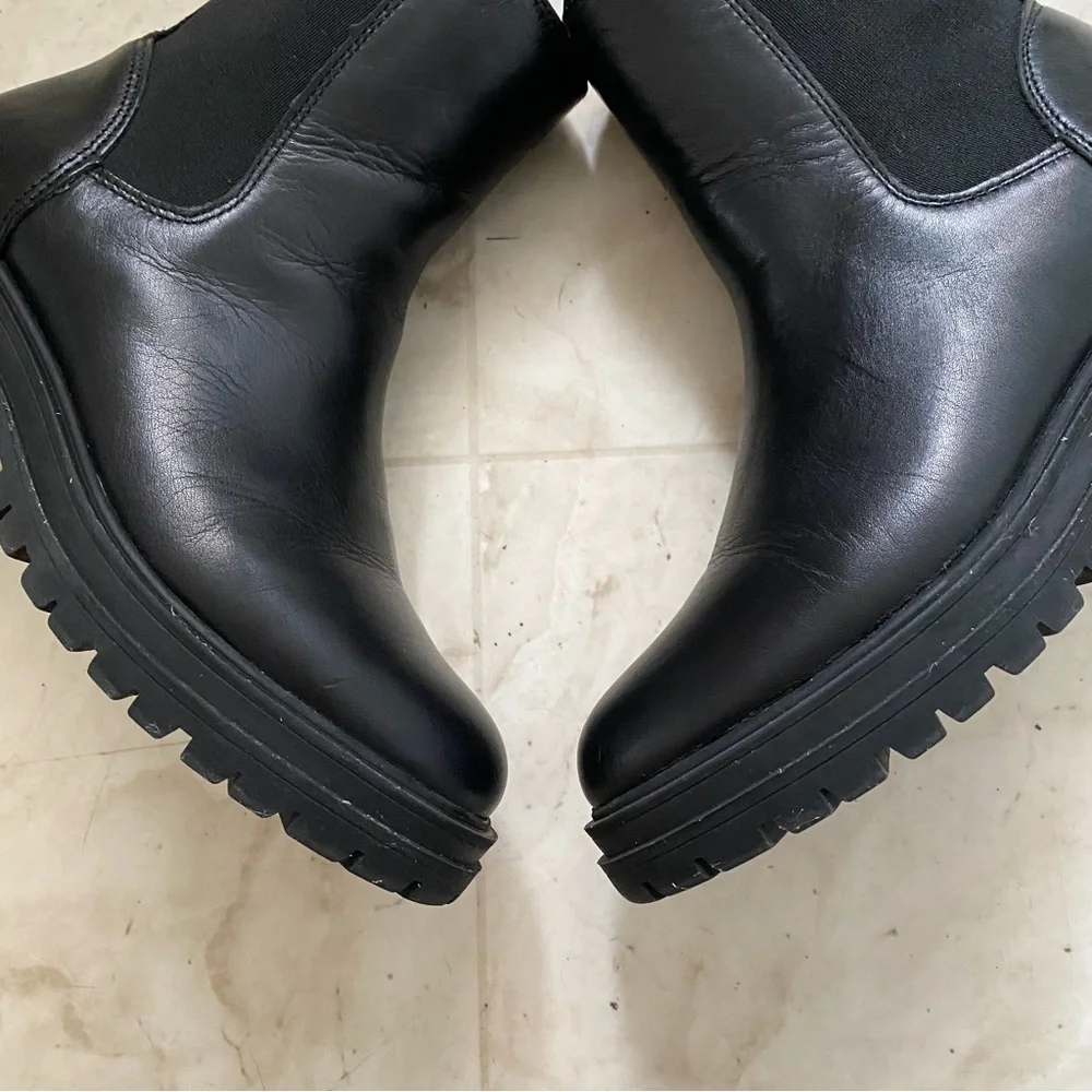 $198 Madewell Bradley Black Leather Chelsea Lugsole Ankle Boots Booties Size 6 - Picture 6 of 15